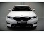 BMW 3-Serie 330e eDrive Edition High Executive | Stoelverwarming | Navigatie | Apple Carplay | Parkeersensoren | Keyless | Cruise Control | LED | Leer | Trekhaak | Climate Control | SOH 89%