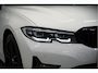 BMW 3-Serie 330e eDrive Edition High Executive | Stoelverwarming | Navigatie | Apple Carplay | Parkeersensoren | Keyless | Cruise Control | LED | Leer | Trekhaak | Climate Control | SOH 89%