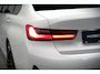 BMW 3-Serie 330e eDrive Edition High Executive | Stoelverwarming | Navigatie | Apple Carplay | Parkeersensoren | Keyless | Cruise Control | LED | Leer | Trekhaak | Climate Control | SOH 89%