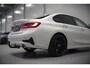 BMW 3-Serie 330e eDrive Edition High Executive | Stoelverwarming | Navigatie | Apple Carplay | Parkeersensoren | Keyless | Cruise Control | LED | Leer | Trekhaak | Climate Control |