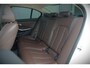 BMW 3-Serie 330e eDrive Edition High Executive | Stoelverwarming | Navigatie | Apple Carplay | Parkeersensoren | Keyless | Cruise Control | LED | Leer | Trekhaak | Climate Control |
