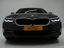 BMW 5-Serie Touring 520e | LED Grille | Keyless | Leder | Sfeerlicht | Camera | Memory | Cruise | Carplay