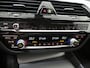 BMW 5-Serie Touring 520e | LED Grille | Keyless | Leder | Sfeerlicht | Camera | Memory | Cruise | Carplay