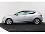 SEAT Leon 1.0 EcoTSI Style Business Intense (TREKHAAK, CARPLAY, PARKEERSENSOREN, NAVI, CRUISE)