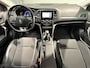 Renault Megane Estate 1.0 TCe Intens | Navigatie | Parkeersensoren V+A | Climate Control | Cruise Control |