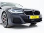 BMW 5-Serie Touring 530e M Sport Shadow Line | Panoramadak | LED Grille | Harman/Kardon | Leder | HUD | 360 | LaserLED | Carplay