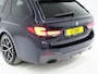 BMW 5-Serie Touring 530e M Sport Shadow Line | Panoramadak | LED Grille | Harman/Kardon | Leder | HUD | 360 | LaserLED | Carplay