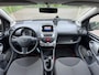 Toyota Aygo 1.0-12v Dynamic Navigator/Airco/LMV/APK