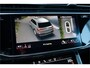 Audi SQ7 4.0 TFSI 650 PK ABT Widebody | ACC | Massage | 360 Cam | Panorama | Achterasbesturing | Lane & Side Assist | Alcantara Quattro | E.TH 3500KG | Softclose | 22" | Stuurverwarming | Lederpack | Stoelventilatie + Massagestoelen | Keyless-Entry | Isolatie Glas |