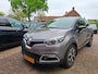 Renault Captur 1.2 TCe Dynamique. Dealer onderhouden, o.a. trekhaak, camera, navi, clima, cruise, bluetooth, etc. Prijs rijklaar.