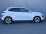 Hyundai Kona Electric EV Fashion 64 kWh / 100% SOH / NL auto / Cruise Control Adaptief / Lane Assist / Dode Hoek Detectie / Keyless Entry & Start / Apple Carplay & Android Auto / Navigatie / Lichtmetalen Velgen 17" / Head-Up Display /
