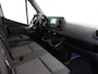 Mercedes-Benz Sprinter 315 CDI Automaat L2H2 PRO Airco MBUX Navigatie Adaptive Cruise Control Leder PDC VA + Camera Trekhaak 3500kg Comfortstoel