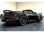 Porsche 911 Cabrio 3.8 Turbo S 478kW/650pk PDK8 NL-AUTO! SPORT DESIGN + AERO-PAKKET + PCCB + BURMESTER + NACHTZICHT + 18-WEG STOELEN + ADAPT.CRUISE + 360 CAMERA + LIFT + KEYLESS ENTRY&DRIVE + CHRONO + PDLS PLUS + PASM SPORT + BLUE EYE + VOL PPF + 20/21" LM-VELGEN!