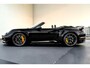 Porsche 911 Cabrio 3.8 Turbo S 478kW/650pk PDK8 NL-AUTO! SPORT DESIGN + AERO-PAKKET + PCCB + BURMESTER + NACHTZICHT + 18-WEG STOELEN + ADAPT.CRUISE + 360 CAMERA + LIFT + KEYLESS ENTRY&DRIVE + CHRONO + PDLS PLUS + PASM SPORT + BLUE EYE + VOL PPF + 20/21" LM-VELGEN!