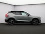 Volvo EX40 Single Motor Extended Range Plus Europa 82 kWh / Nubuck / Elek. Verst. Stoelen / Verwarmbare Stoelen + Stuurwiel / BLIS / Keyless / Adaptive Cruise / Extra Getint Glas /