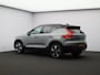 Volvo EX40 Single Motor Extended Range Plus Europa 82 kWh / Nubuck / Elek. Verst. Stoelen / Verwarmbare Stoelen + Stuurwiel / BLIS / Keyless / Adaptive Cruise / Extra Getint Glas /