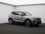 Volvo EX40 Single Motor Extended Range Plus Europa 82 kWh / Nubuck / Elek. Verst. Stoelen / Verwarmbare Stoelen + Stuurwiel / BLIS / Keyless / Adaptive Cruise / Extra Getint Glas /