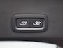 Volvo EX40 Single Motor Extended Range Plus Europa 82 kWh / Nubuck / Elek. Verst. Stoelen / Verwarmbare Stoelen + Stuurwiel / BLIS / Keyless / Adaptive Cruise / Extra Getint Glas /