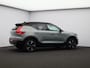 Volvo EX40 Single Motor Extended Range Plus Europa 82 kWh / Nubuck / Elek. Verst. Stoelen / Verwarmbare Stoelen + Stuurwiel / BLIS / Keyless / Adaptive Cruise / Extra Getint Glas /