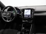 Volvo EX40 Single Motor Extended Range Plus Europa 82 kWh / Nubuck / Elek. Verst. Stoelen / Verwarmbare Stoelen + Stuurwiel / BLIS / Keyless / Adaptive Cruise / Extra Getint Glas /