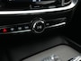 Volvo V60 B3 Inscription | Panoramadak | Harman/Kardon | Adaptive Cruise | BLIS | Standkachel | Leder | Elek. Stoelen met geheugen