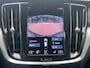Volvo V60 2.0 T6 Recharge AWD R-Design Trekhaak Navigatie Pilot Assist ACC Leder Stoelverwarming Stuurverwarming 19 Inch Velgen Camera DAB Blis Extra Getint Glas Plug in Hybride