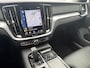 Volvo V60 2.0 T6 Recharge AWD R-Design Trekhaak Navigatie Pilot Assist ACC Leder Stoelverwarming Stuurverwarming 19 Inch Velgen Camera DAB Blis Extra Getint Glas Plug in Hybride