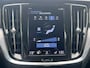 Volvo V60 2.0 T6 Recharge AWD R-Design Trekhaak Navigatie Pilot Assist ACC Leder Stoelverwarming Stuurverwarming 19 Inch Velgen Camera DAB Blis Extra Getint Glas Plug in Hybride