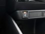 Toyota Yaris 1.5 Hybrid Executive | Lederen bekleding | Head-up display | Onderweg-naar-dealer