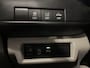 Suzuki Swift 1.2 Style Smart Hybrid | Direct uit voorraad leverbaar | Climate control | Navigatiesysteem | Lichtmetalen velgen | Achteruitrijcamera |