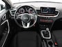 Kia Ceed 1.0 T-GDi DynamicLine | Carplay | Camera | Navigatie | Climate control | Parkeerhulp | Cruise control | Bluetooth | DAB | Lichtmetalen velgen