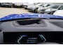 BMW 3-Serie Touring 330e xDrive M-pakket | Panorama | HuD | Sfeerverlichting | BMW LED | Camera | Portimao blau metallic |