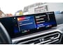 BMW 3-Serie Touring 330e xDrive M-pakket | Panorama | HuD | Sfeerverlichting | BMW LED | Camera | Portimao blau metallic |
