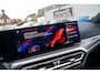 BMW 3-Serie Touring 330e xDrive M-pakket | Panorama | HuD | Sfeerverlichting | BMW LED | Camera | Portimao blau metallic |