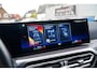 BMW 3-Serie Touring 330e xDrive M-pakket | Panorama | HuD | Sfeerverlichting | BMW LED | Camera | Portimao blau metallic |