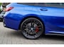BMW 3-Serie Touring 330e xDrive M-pakket | Panorama | HuD | Sfeerverlichting | BMW LED | Camera | Portimao blau metallic |