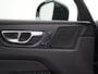 Volvo XC60 T6 AWD Plus Black Edition | Luchtvering | Head-Up | 360° Camera | Harman/Kardon | Panoramadak | 21"