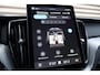Volvo XC60 T8 Plug-in hybrid AWD Ultra Black Edition | FULL OPTION | Luchtvering | Bowers & Wilkins | Gelaagd glas