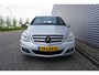 Mercedes-Benz B-klasse 180 AUTOMAAT - Airco / Elektr. ramen / BT / Cruise / Lm velgen / Trekhaak / NAP
