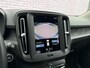 Volvo XC40 1.5 T2 Momentum Core | Trekhaak | Navigatie | LED | Parkeercamera | Parkeersensoren V+A | Lichtmetalen Velgen | Apple Carplay | Android Auto