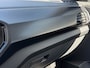 Volkswagen T-Cross 1.0 115pk TSI Life Parkeersensoren voor en achter | Stoelverwarming | Trekhaak vast