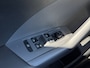 Volkswagen T-Cross 1.0 115pk TSI Life Parkeersensoren voor en achter | Stoelverwarming | Trekhaak vast