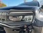 Jeep Avenger Longitude 54 kWh 156pk | Apple Carplay/Android Auto | Parkeersensoren | Lichtmetalen Velgen