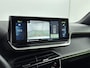 Peugeot e-2008 EV GT Pack 50 kWh 136pk | Accu 93% | Trekhaak | Stoelverwarming | Camera | Carplay |