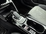 Peugeot e-2008 EV GT Pack 50 kWh 136pk | Accu 93% | Trekhaak | Stoelverwarming | Camera | Carplay |