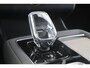 Volvo XC90 2.0 T8 Plug-in Hybrid AWD Ultra Dark | PHEV | 360 Graden Camera | Luchtvering | Bowers Wilkins Audio | Trekhaak | Nappaleder | Stoelventilatie | Stoelmassage | Head-up Display | Panoramadak | Matrix LED Koplampen