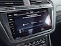Volkswagen Tiguan 1.4 TSI eHybrid R-Line Business+ | Trekhaak | Panoramadak | ACC | IQ Light!