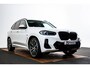 BMW X3 xDrive30e High Executive M Sport - Trekhaak - Panoramadak - Active Cruise Control - Head up - Harman Kardon - Elektrisch verstelbare/verwarmde voorstoelen - actieve stoelventilatie - Stuurwielrand verwarmd -