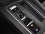 Volkswagen Golf 1.5 eHybrid Life Edition 204Pk DSG/AUTO | Glazen panorama-dak | Achteruitrijcamera | Cruise control adaptief | Apple carplay Android auto | Keyless Entry/Start | Parkeer assist | DAB | LED | 18"LMV