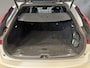 Volvo V90 2.0 B4 R-Design | Panoramadak | Elektr. trekhaak | Head-Up | Camera | Harman Kardon | Adaptive cruise | Dealer onderhouden